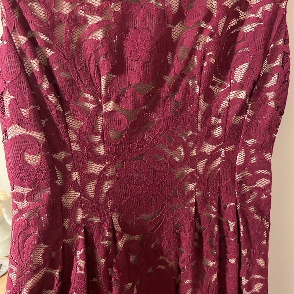 Vince Camuto lace overlay dress - Picture 4 of 5